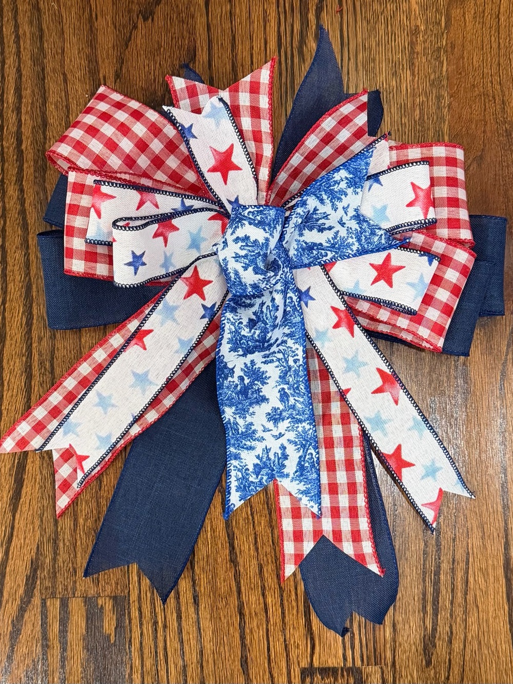 Patriotic Red, White & Blue Decorative Bow Wreath Accent